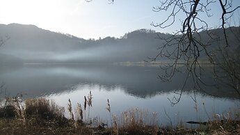 Lake View Country House