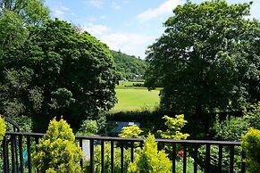 Lake View Country House