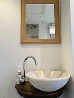 Lake View Country House