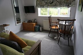 Lake View Country House