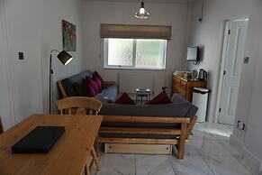 Lake View Country House