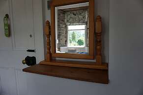 Lake View Country House