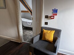 Lake View Country House