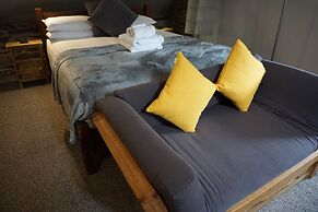 Lake View Country House