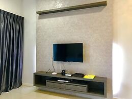 Sunset Seaview Vacation Condos City Centre @ IMAGO Shopping Mall