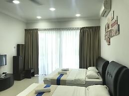 Sunset Seaview Vacation Condos City Centre @ IMAGO Shopping Mall