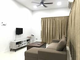 Sunset Seaview Vacation Condos City Centre @ IMAGO Shopping Mall