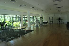 Sunset Seaview Vacation Condos City Centre @ IMAGO Shopping Mall