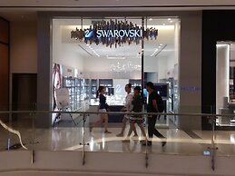 Sunset Seaview Vacation Condos City Centre @ IMAGO Shopping Mall