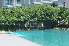 Sunset Seaview Vacation Condos City Centre @ IMAGO Shopping Mall