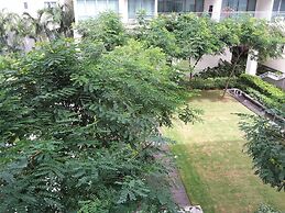 Sunset Seaview Vacation Condos City Centre @ IMAGO Shopping Mall