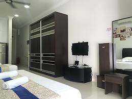 Sunset Seaview Vacation Condos City Centre @ IMAGO Shopping Mall