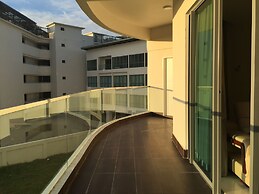 Sunset Seaview Vacation Condos City Centre @ IMAGO Shopping Mall