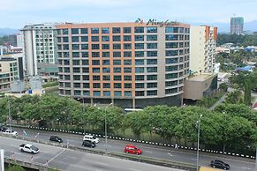 Sunset Seaview Vacation Condos City Centre @ IMAGO Shopping Mall