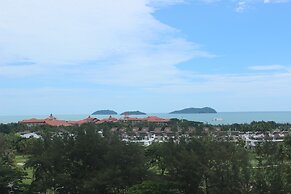 Sunset Seaview Vacation Condos City Centre @ IMAGO Shopping Mall