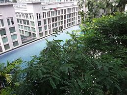 Sunset Seaview Vacation Condos City Centre @ IMAGO Shopping Mall