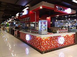 Sunset Seaview Vacation Condos City Centre @ IMAGO Shopping Mall