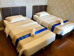 Sunset Seaview Vacation Condos City Centre @ IMAGO Shopping Mall