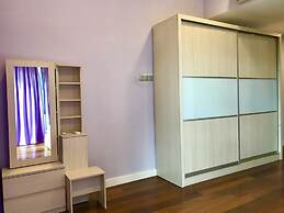 Sunset Seaview Vacation Condos City Centre @ IMAGO Shopping Mall