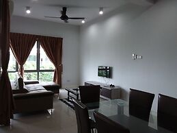 Sunset Seaview Vacation Condos City Centre @ IMAGO Shopping Mall