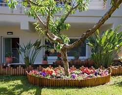 Stamatakis Boutique Studios