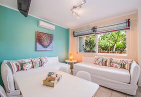 Stamatakis Boutique Studios