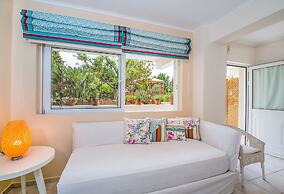 Stamatakis Boutique Studios