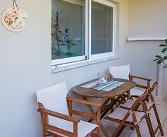 Stamatakis Boutique Studios