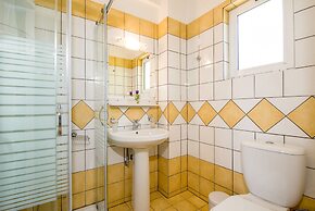 Stamatakis Boutique Studios