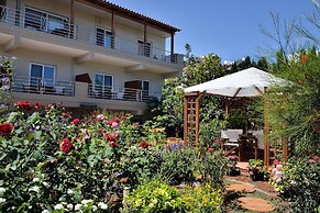 Stamatakis Boutique Studios