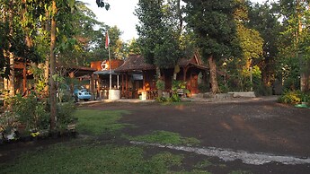 The Riverside Javanese Cottages