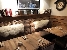 Chalet Hotel le Castel