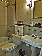 The Gables at Stirling Guest Hotel