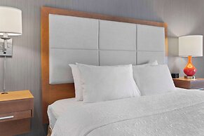 Hampton Inn & Suites Columbus Scioto Downs