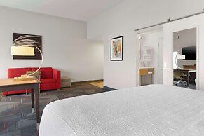 Hampton Inn & Suites Columbus Scioto Downs