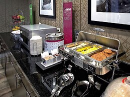 Hampton Inn & Suites Moore