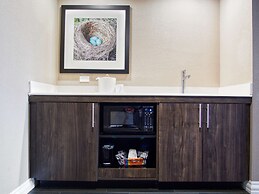 Hampton Inn & Suites Moore