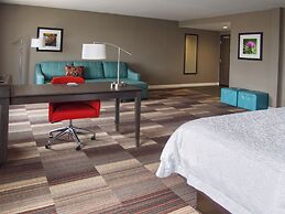 Hampton Inn & Suites Moore