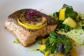 Williamsburg Inn, an official Colonial Williamsburg Hotel