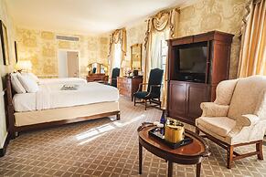 Williamsburg Inn, an official Colonial Williamsburg Hotel