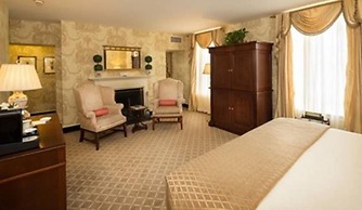 Williamsburg Inn, an official Colonial Williamsburg Hotel