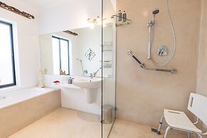 Cape Pillars Boutique Hotel