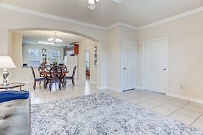 Villa Laverne 3 Bed Room Suite Furnished Condos