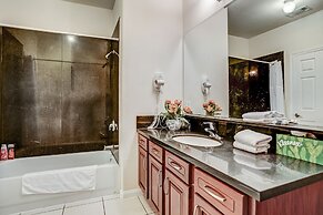 Villa Laverne 3 Bed Room Suite Furnished Condos