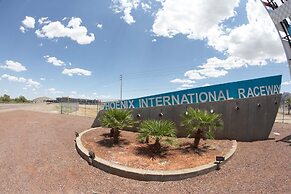 E-Z 8 Motel Phoenix Airporter