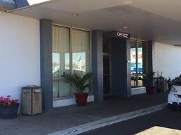 E-Z 8 Motel Phoenix Airporter