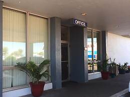 E-Z 8 Motel Phoenix Airporter