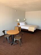 E-Z 8 Motel Phoenix Airporter