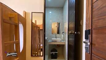 24/7 Lantawan Resort