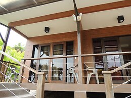 24/7 Lantawan Resort